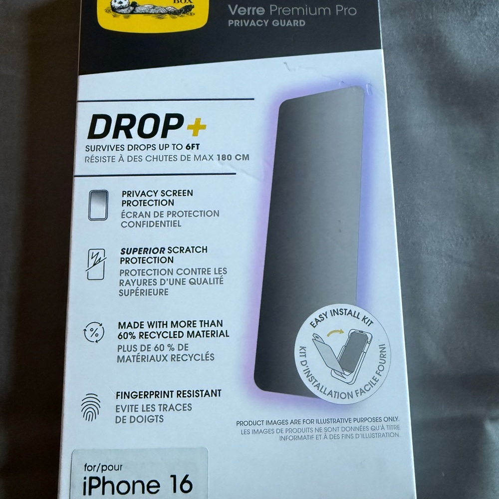 Otter box Premium Pro Privacy Guard for iPhone 16 - Black